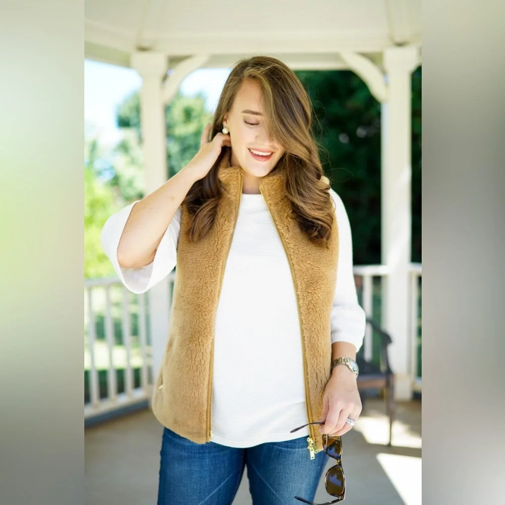J.Crew Excursion Plush Vest. Color: Golden Tan Size Small Vest - Picture 3 of 8